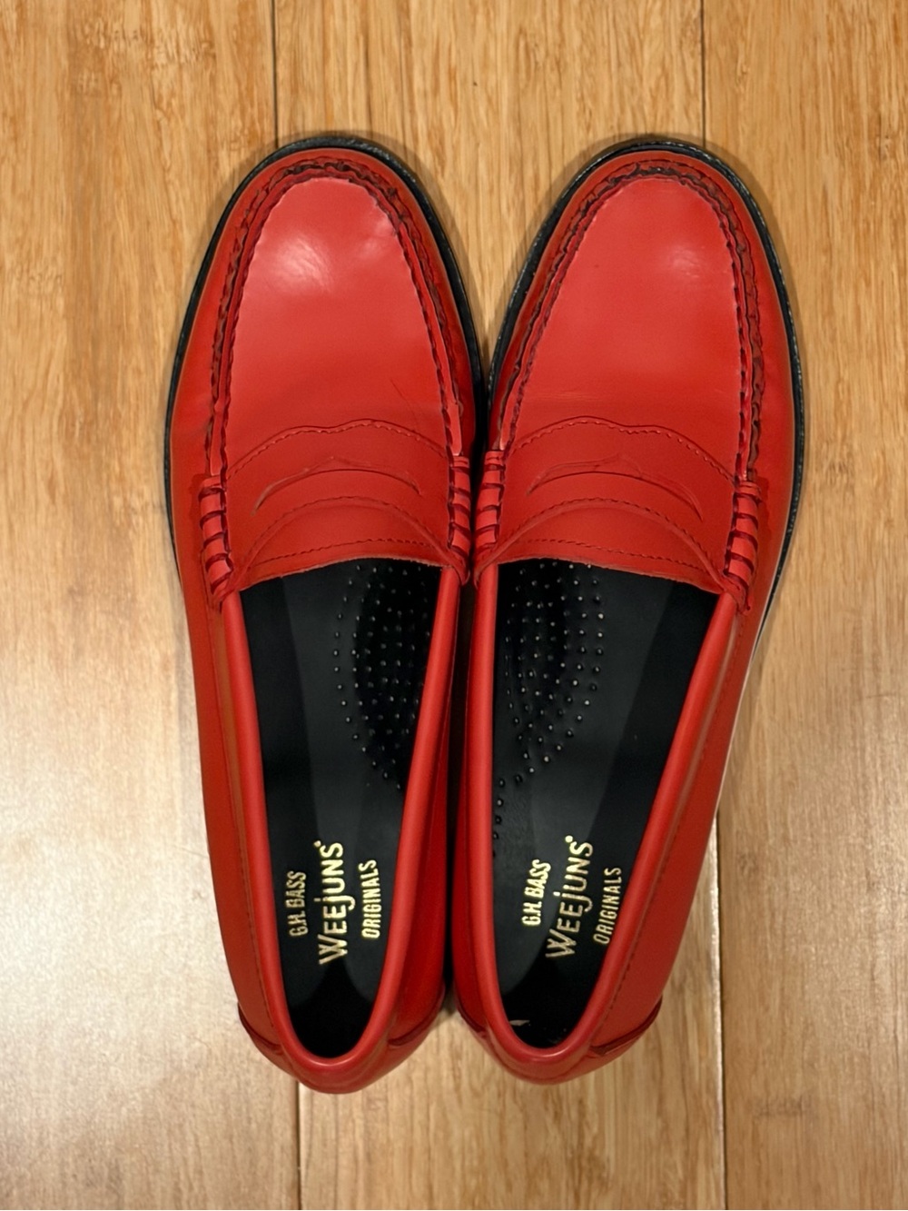 Bass Women's Whitney Weejuns Penny Loafers size 8